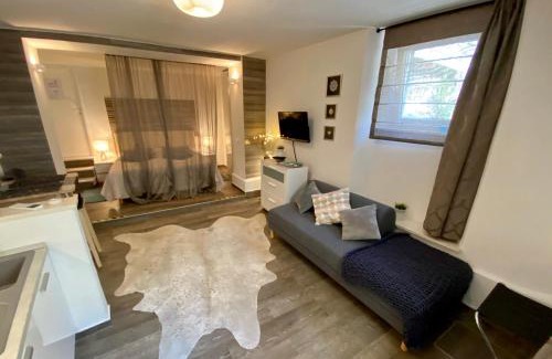 Old Town Casa | Apartments & Rooms Dujam