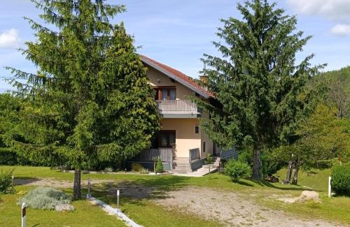 Ostarski Stanovi Apartamento | Apartments Rooster