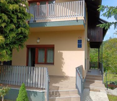 Ostarski Stanovi Apartamento | Apartments Rooster