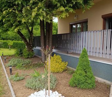 Ostarski Stanovi Apartamento | Apartments Rooster