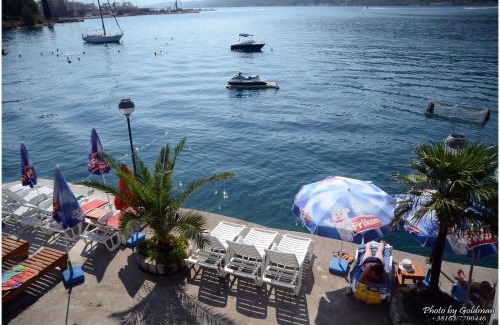 Kumbor Apartamento | Apartments Roza