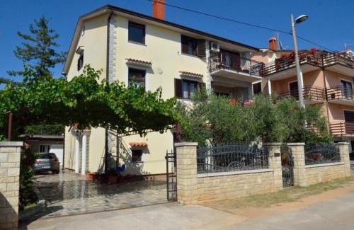 Murine Apartamento | Apartments Ruža