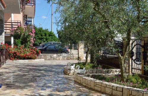 Murine Apartamento | Apartments Ruža
