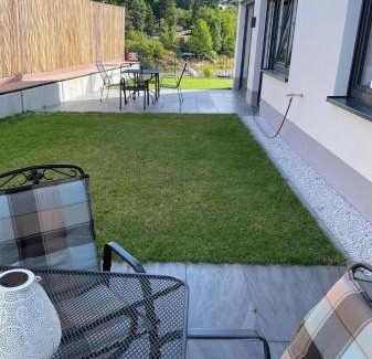 Saaldorf Apartamento | Apartments Saaldorf-Ferienhaus mit 6 Apartments 45qm-120qm direkt am Thüringer Meer-Bleilochtalsperre