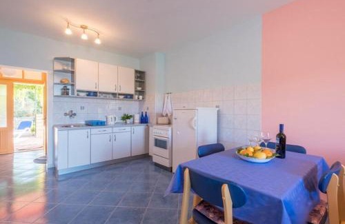 Molunat Apartamento | Apartments Saulan - One Bedroom Apartment with Balcony and Sea View Molunat