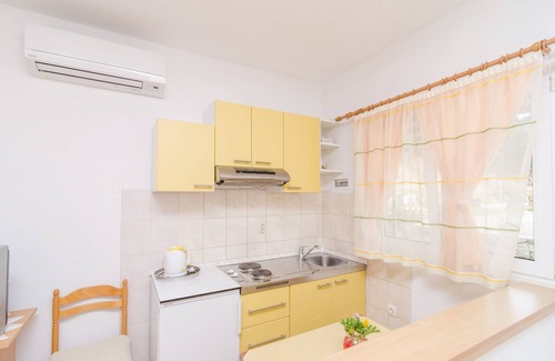 Kobas Apartamento | Apartamentos Skurla - Estudio con terraza (A1 žuti)