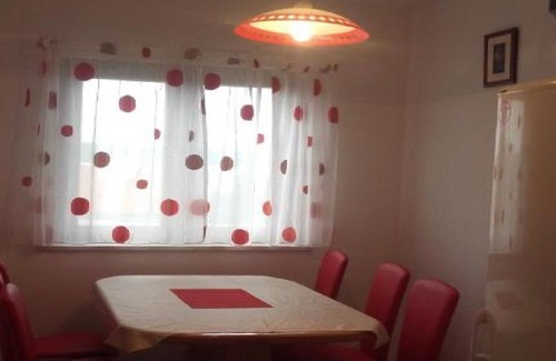 Gornji Karin Apartamento | Apartments Smilje & Maslina