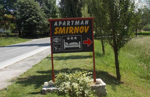 Dreznik Grad Apartamento | Apartments Smirnov