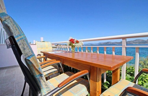 Drace Apartamento | Apartments Stipo - Comfort Two Bedroom Apartment with Balcony and Sea View (A2)