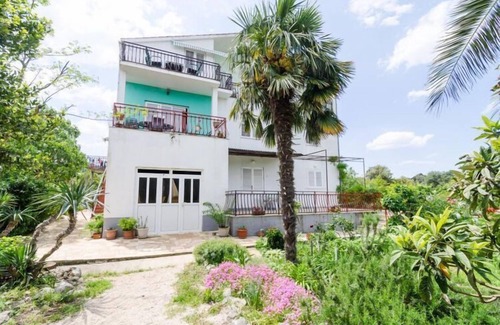 Drace Apartamento | Apartments Sutvid- One Bedroom Apartment with Loggia and Sea View