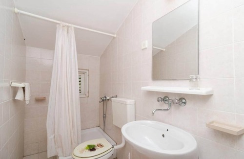 Drace Apartamento | Apartments Sutvid- Two Bedroom Apartment with Balcony and Sea View