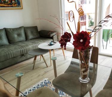 Tomicici Apartamento | Apartments Tivat