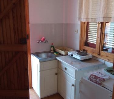Loutropoli Thermis Apartamento | Apartments Villa Myrto