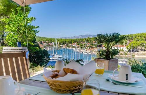 Vrboska Apartamento | Apartments Vila Jelka