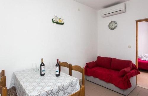 Orebic Apartamento | Apartments Villa Dinga -Borak - One Bedroom Apartment with Balcony and Sea View No 2