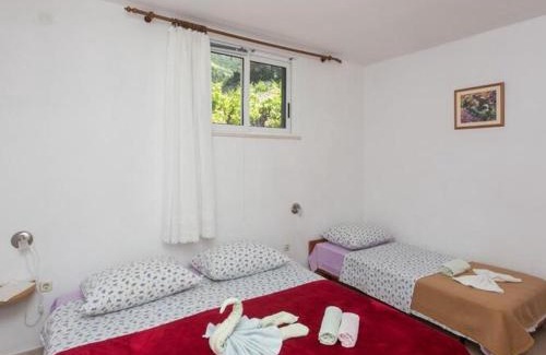 Orebic Apartamento | Apartments Villa Dinga -Borak - One Bedroom Apartment with Balcony and Sea View No 2