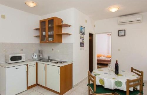 Orebic Apartamento | Apartments Villa Dinga - Borak - Comfort One Bedroom Apartment with Balcony and Sea View No 4