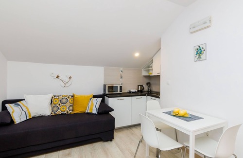 Zvekovica Apartamento | Apartments Villa Key - Apartamento Confort de una habitaci����n con balcón