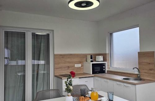 Arbanija Apartamento | Apartments Villa Niko