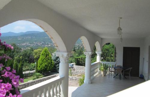 Sarsoni Apartamento | Apartments Villa Sandra