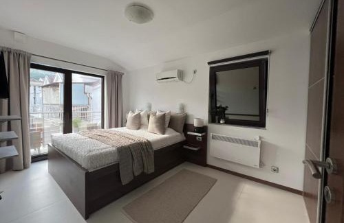 Maini Apartamento | Apartments Villa Stefan