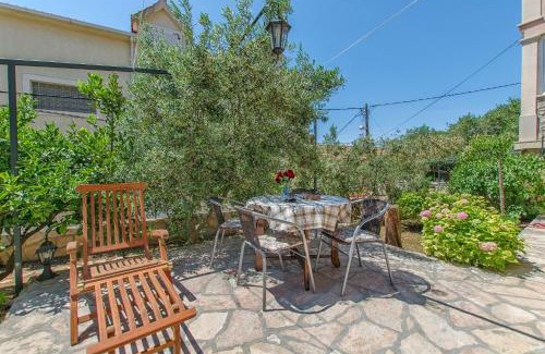 Milna (Brac) Apartamento | Apartments Vojka