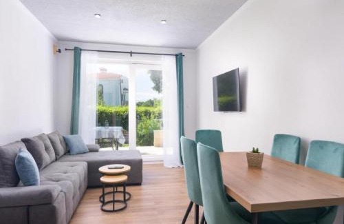 Kastel Stafilic Apartamento | Apartments Vujina - One Bedroom apartment and Balcony