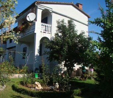 Pican Apartamento | Apartments with a parking space Zajci, Central Istria - Sredisnja Istra - 14303