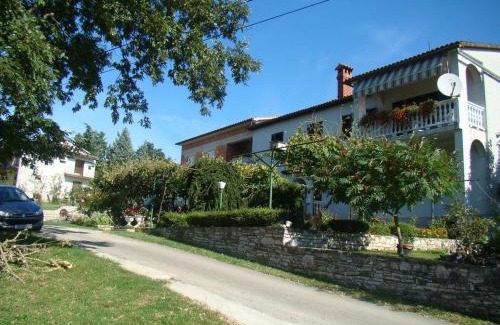 Pican Apartamento | Apartments with a parking space Zajci, Central Istria - Sredisnja Istra - 14303