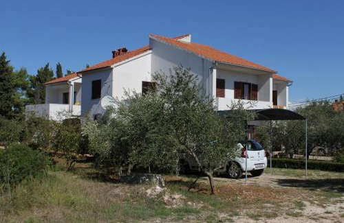 Batalaza Apartamento | Apartments with a parking space Ugljan - 8403