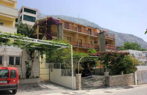 Bili brig Apartamento | Apartments with parking space Makarska - 8817