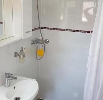 Splitska Apartamento | Apartments with parking space Splitska, Brac - 17023