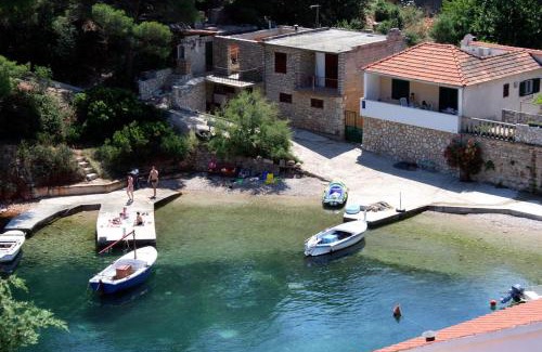 Cove Basina (Jelsa) Apartamento | Apartments with parking space Basina, Hvar - 12420