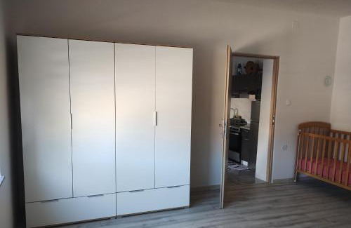Otok Apartamento | Apartments with parking space Otok, Slavonija - 24625