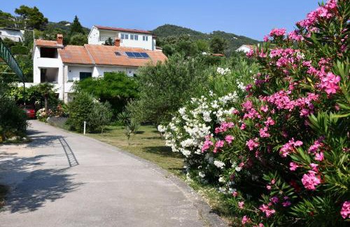 Banjol Apartamento | Apartments with parking space Banjol, Rab - 23240