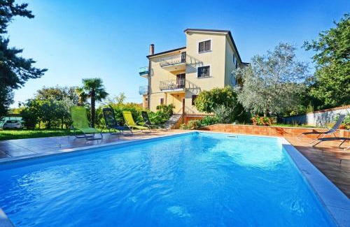Valica Casa | Apartments with pool Albina