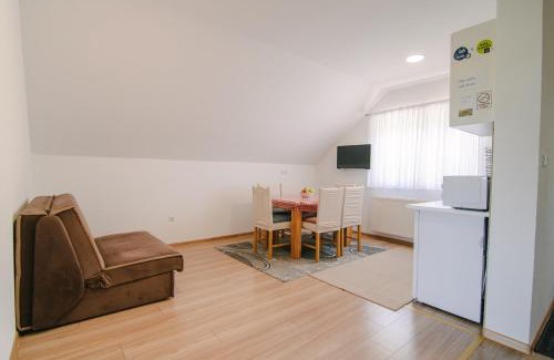 Seliste Dreznicko Apartamento | Apartments with WiFi Seliste Dreznicko, Plitvice - 23993
