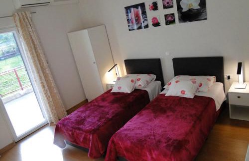 Kastel Stafilic Apartamento | Apartments Zizic