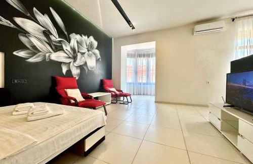 Sukhinovka Apartamento | ApartPoltava Дизайнерська студія в ЕЛІТНІЙ новобудові розкішна ВАННА, Сонячний парк