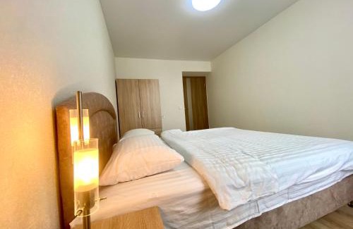 Svitlogirske Apartamento | ApartPoltava СТИЛЬНІ 2-кімн апартаменти біля ПД "ЛИСТОПАД" закрита ПАРКОВКА, ЧЕК ПРРО