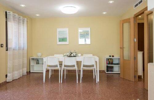 El Pla del Real Apartamento | ApartUP Mestalla Home