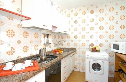 Velilla-Taramay Apartamento | APCOSTAS Almuñecar Playa / Dos Dormitorios