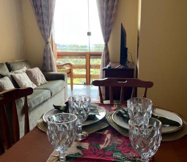 Jardim Sumare Apartamento | Ape 2 Qts - Campos do Jordão - Condomínio Alto da Boa Vista - Varanda com Vista Panorâmica - Apartamento Inteiro