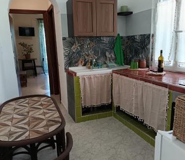 Nerola Casa | Ape Regina