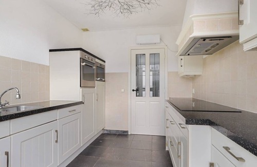 Apeldoorn Zuid Casa | Apeldoorn - spacious family home with 5 bedrooms