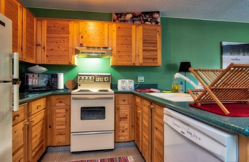 Okanagan-Similkameen Condominio | Apex Mountain ~ Beaconsfield Getaway