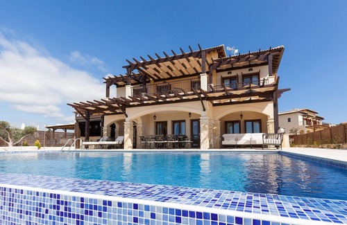 Aphrodite Hills Villa | Aphrodite Hills Mythos Collection | Villa Athena | Private Pool | Sea View | 4 Bedrooms | Paphos