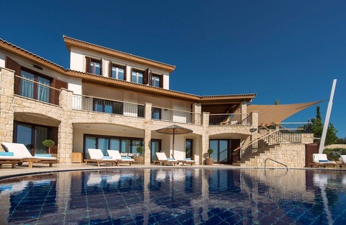 Aphrodite Hills Villa | Colinas de Afrodita Mythos Collection | Villa 0090 | Piscina privada | 5 dormitorios | Pafos