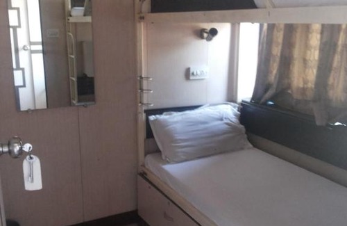 Vashi Casa | Apollo Guest House