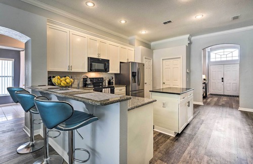 Apopka Casa | Apopka Single-Story Home w/ Private Lanai + Pool!
